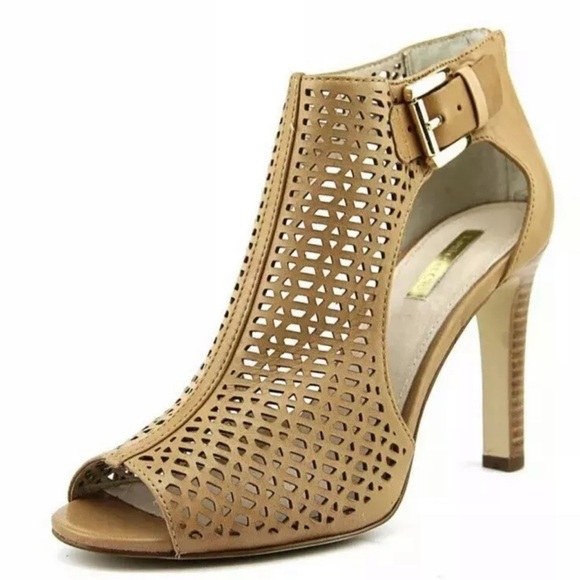 Louise et Cie | Olivia Perforated Leather Heels - Picture 1 of 6